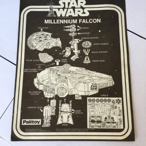 Millennium Falcon instructions - 001.jpg