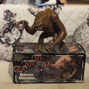 Rancor Monster & box.JPG