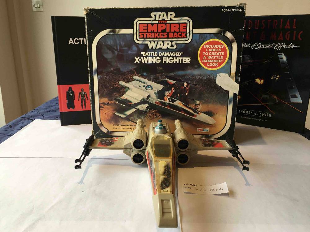 Battle-Damaged X-Wing (grey Palitoy) - complete.jpg