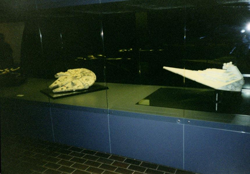 06 - Falcon & Destroyer.jpg