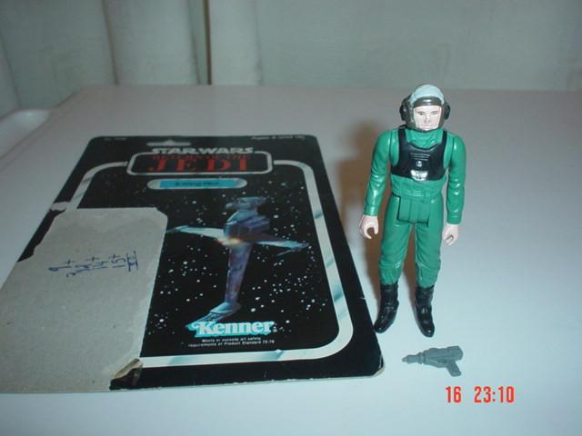 A-Wing Pilot green 1984. + backing card + gun..jpg