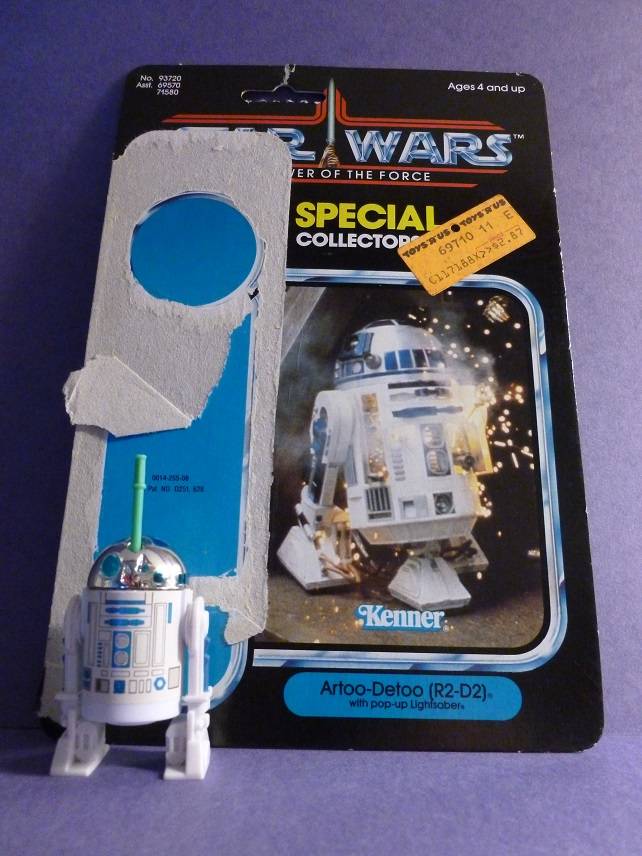 Artoo-Detoo20R2-D220With20Pop20Up20Lightsaber2033_zpsmvmlaeii.jpg