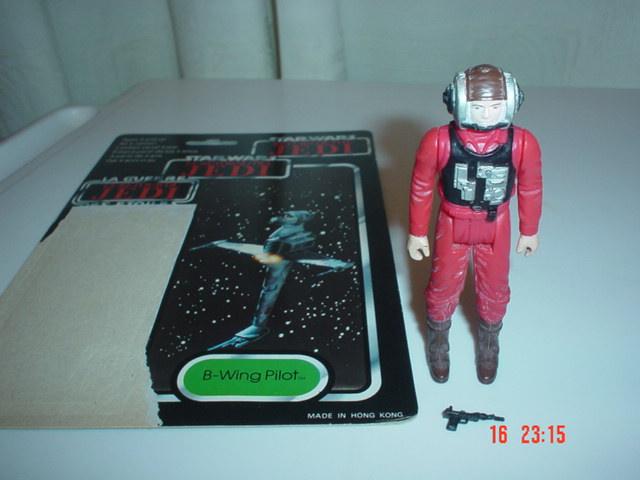 B-Wing Pilot red 1984. + backing card + gun..jpg