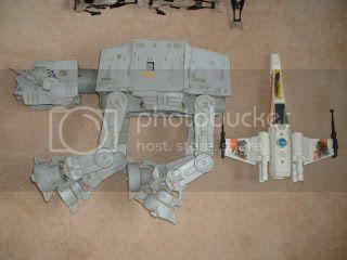 battledamagedX-wingpalitoy.jpg