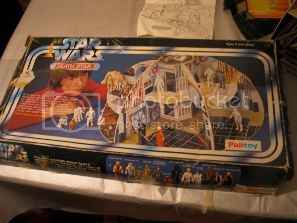 Boxfrontdeathstar.jpg