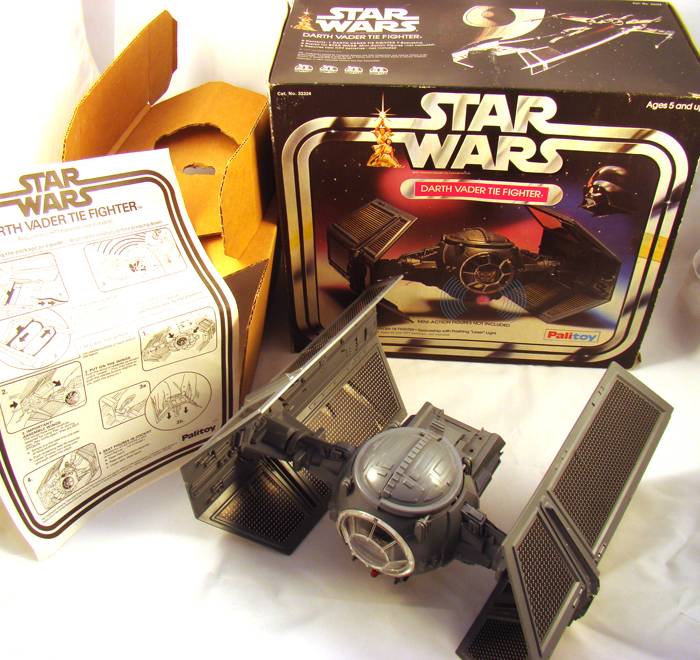 Darth Vader TIE8.jpg