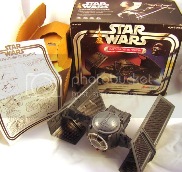 DarthVaderTIE8.jpg