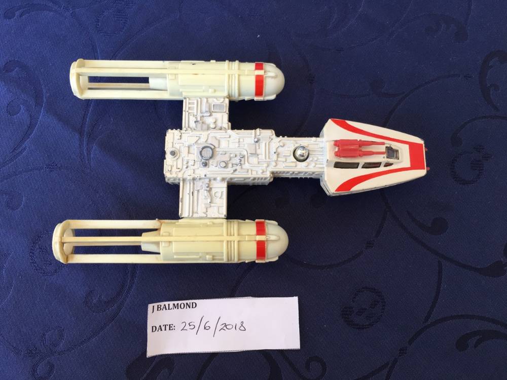 Die-cast Y-Wing - top.jpg