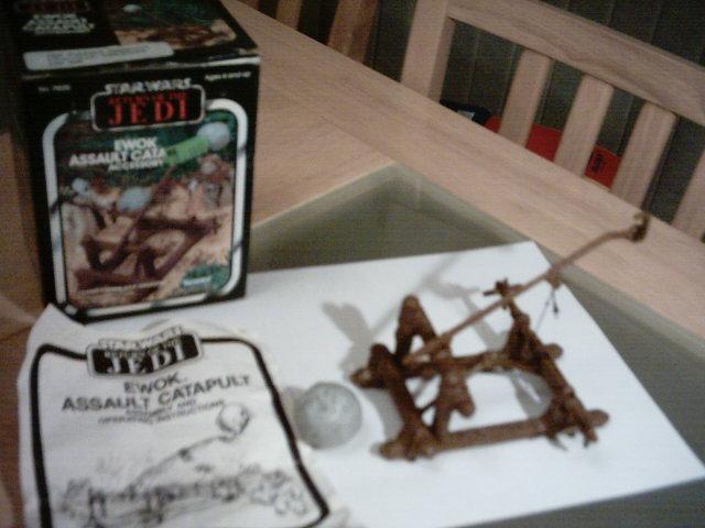Ewok Assault Catapult 1984 Boxed + Instructions..jpg