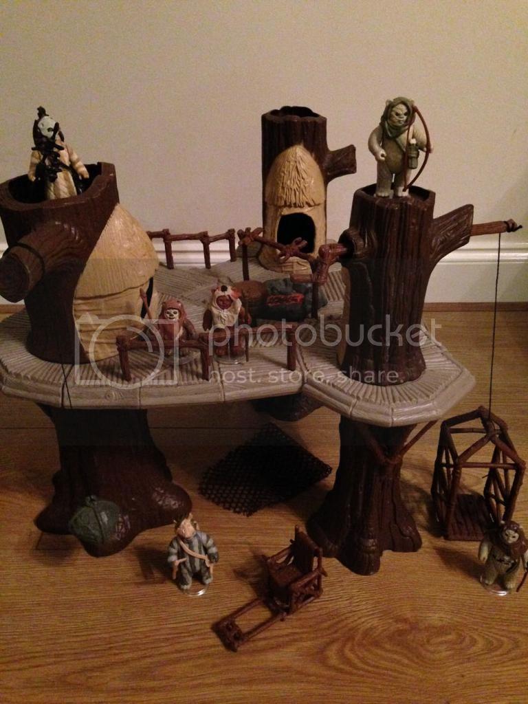 ewokvillage_zps0b49e6f0.jpg