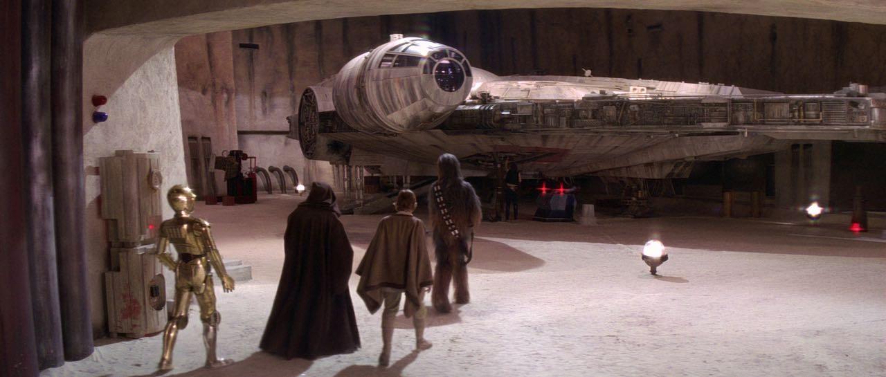 Falcon on Tatooine.jpg