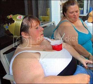 fat-chick-drinking-from-tits-thumb.jpg