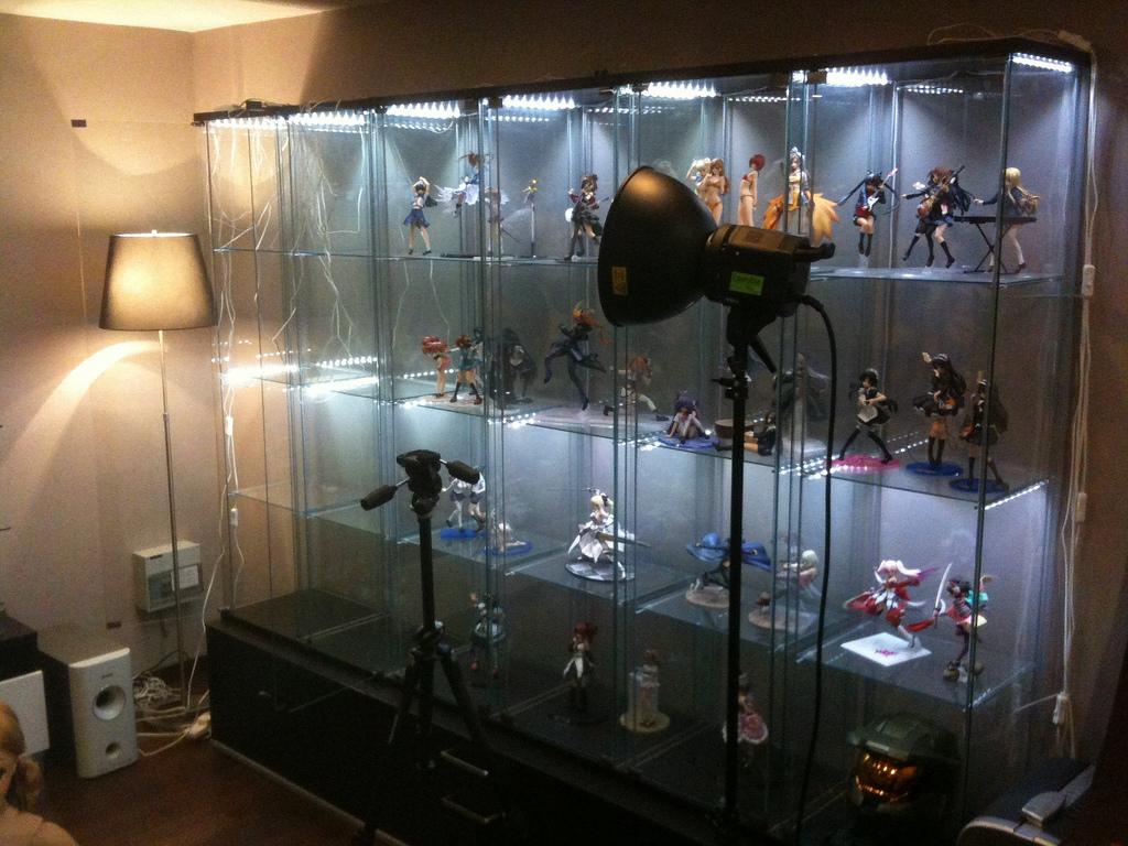 figure_lighting_example.jpg