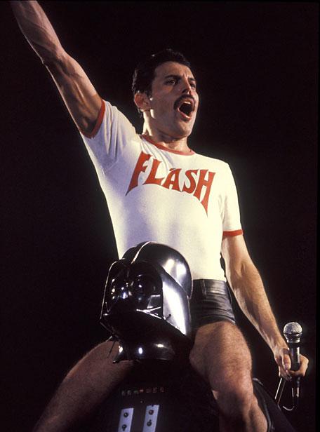 freddie-mercury-456-010611.jpg