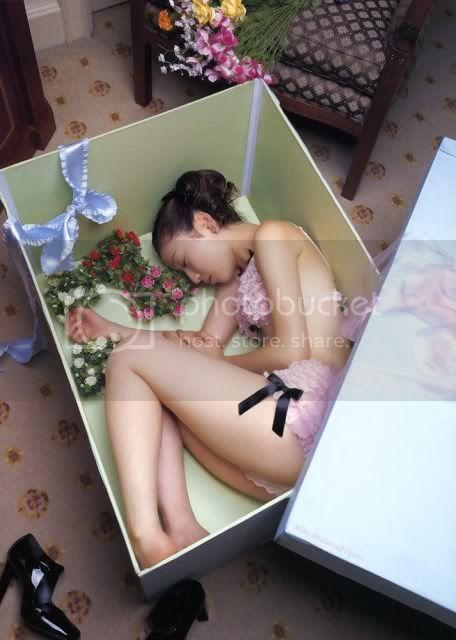 girlinbox.jpg