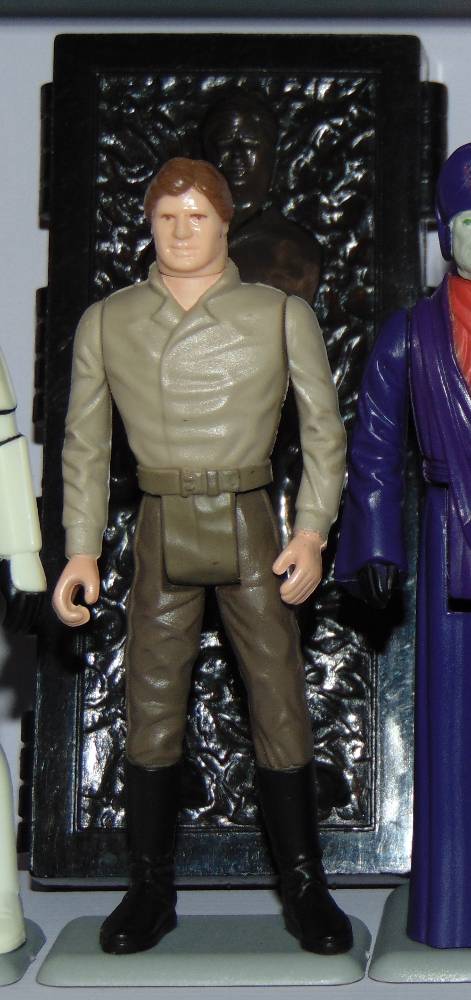Goiter in Carbonite.jpg