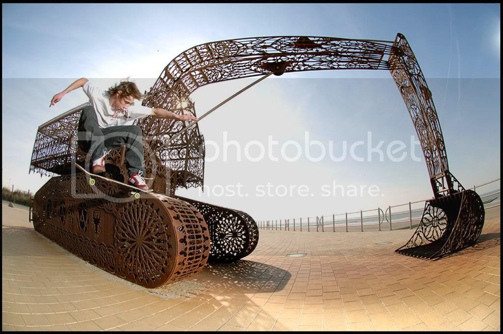 jimmynoseslidewestendeLarge.jpg
