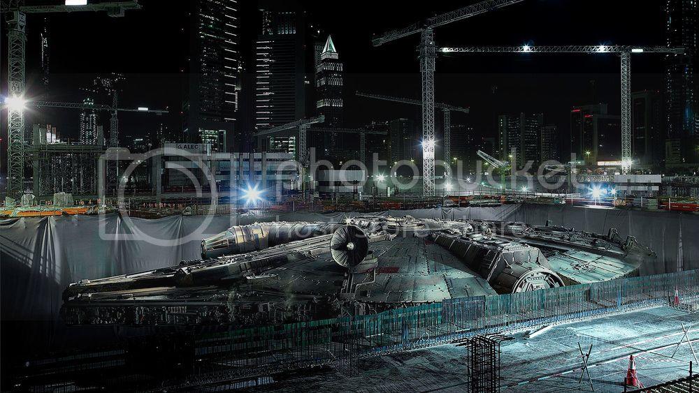 millennium-falcon_00288478_zps3d4f5b2e.jpg