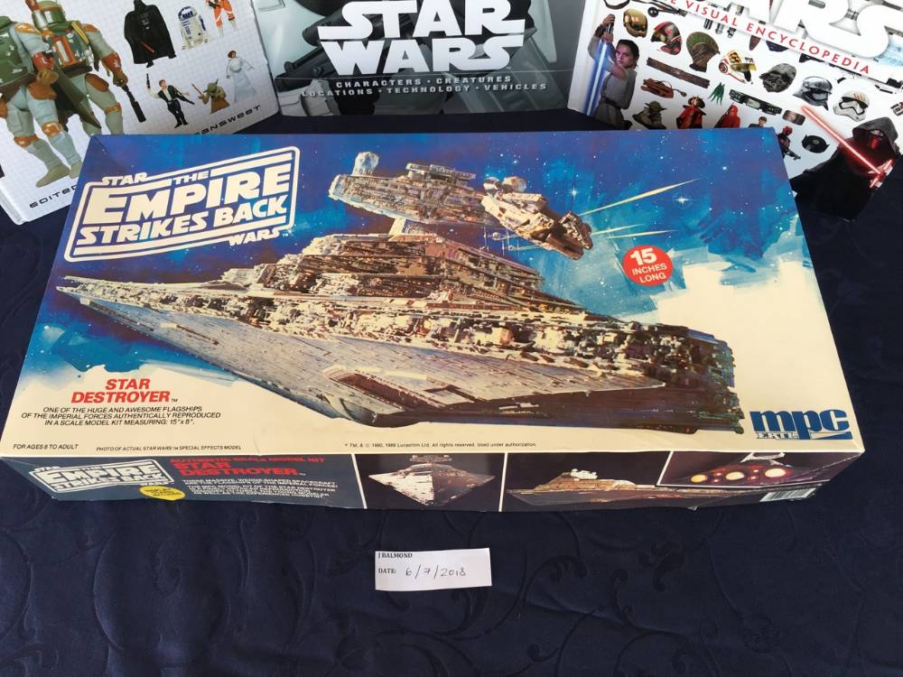 MPC Star Destroyer kit - 001.jpg