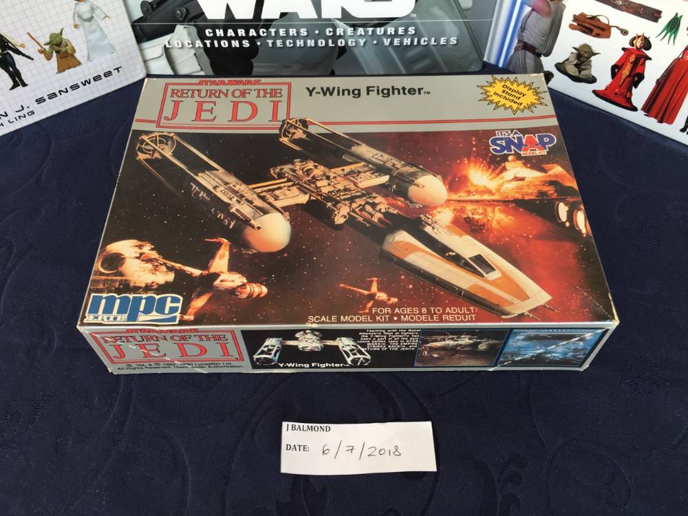 MPC Y-Wing Fighter kit - 001.jpg