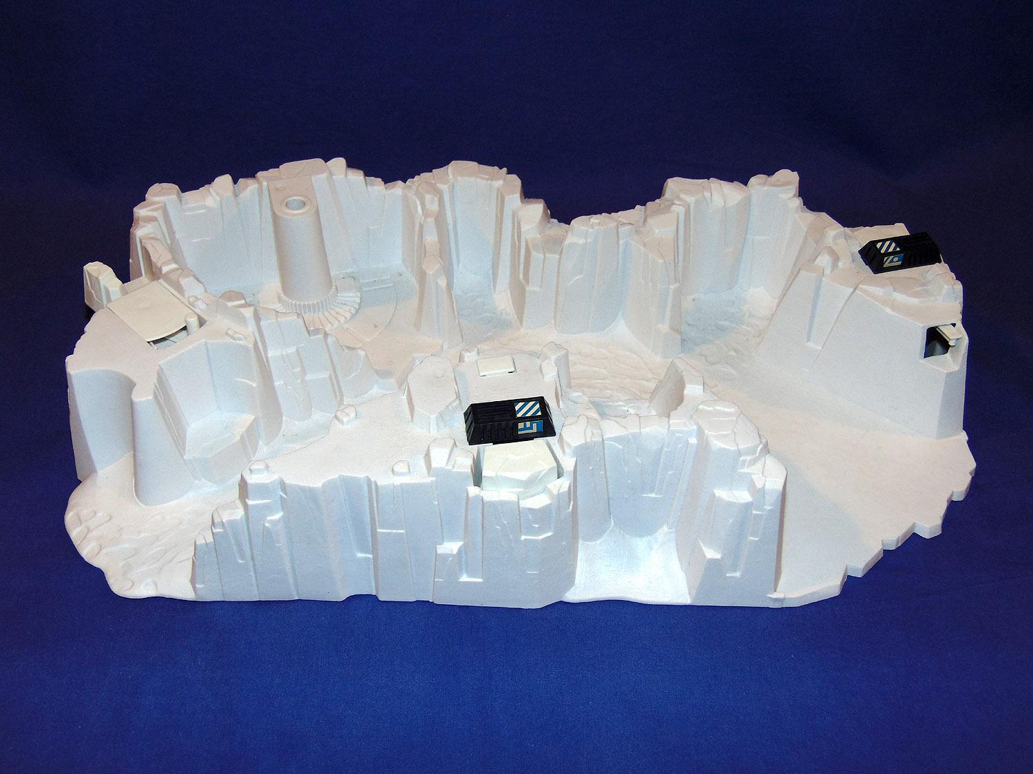Palitoy Imperial Attack Base - 10.jpg