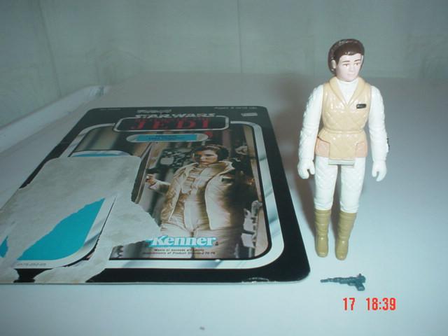 Princess Liea in Hoth Outfit. 1980 + gun + backing card..jpg