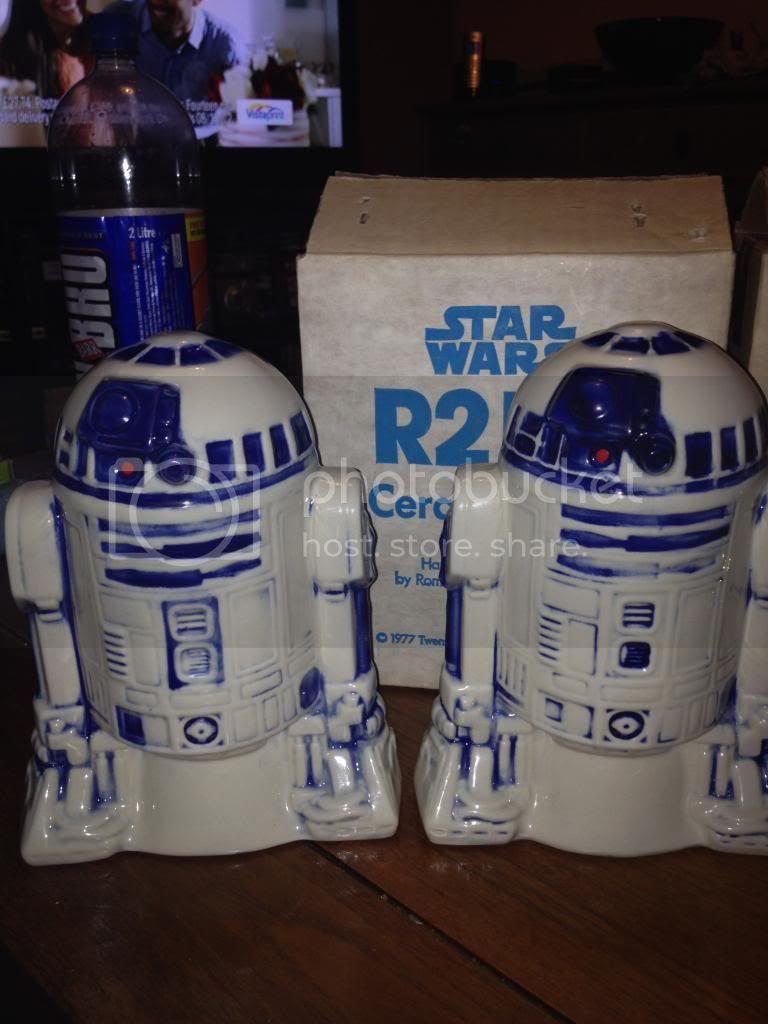 R2Vintage1977BankSpotTheDifference_zpsffdc238d.jpg