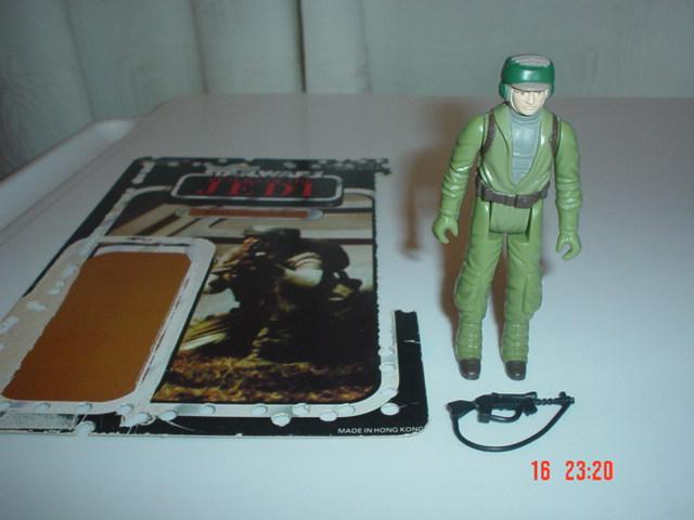 Rebel Commander 1983 CHINA. + backing card + gun..jpg