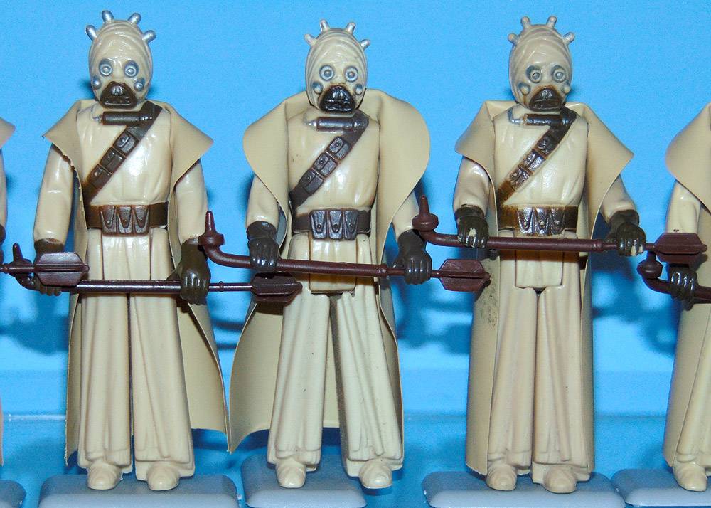 Sand Raiders - 04.jpg
