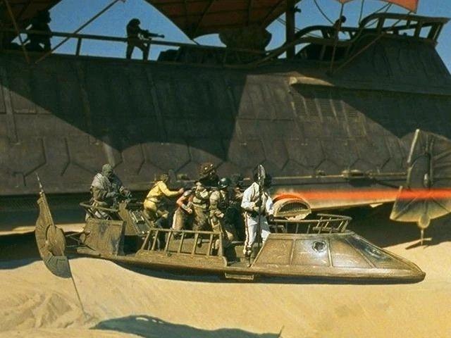 skiff.jpg