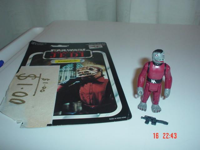 Snaggletooth 1978. + backing card + gun..jpg