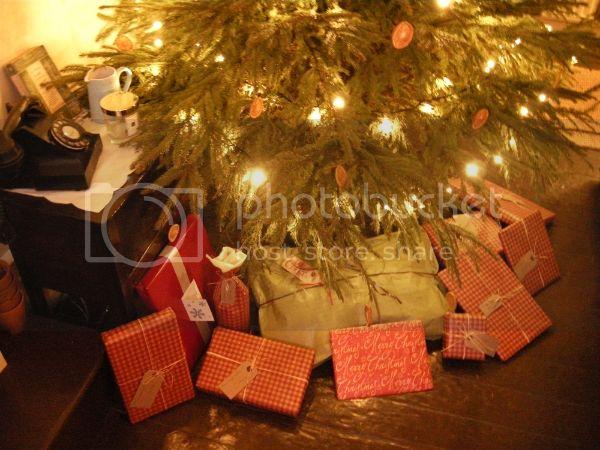 SWFUKSecretSanta_zps0427c809.jpg