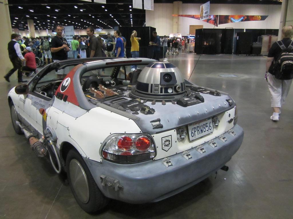 t_car_is_a_x_wing__by_deltasquadproduction-d5d6fku.jpg