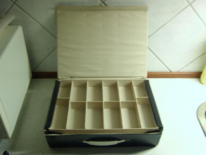 The Empire Strikes Back Vinyl Storage Case6.JPG