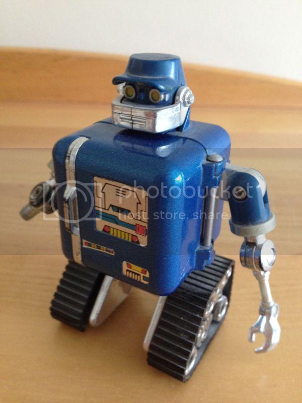 ulysses31bot_zps589f57fd.jpg
