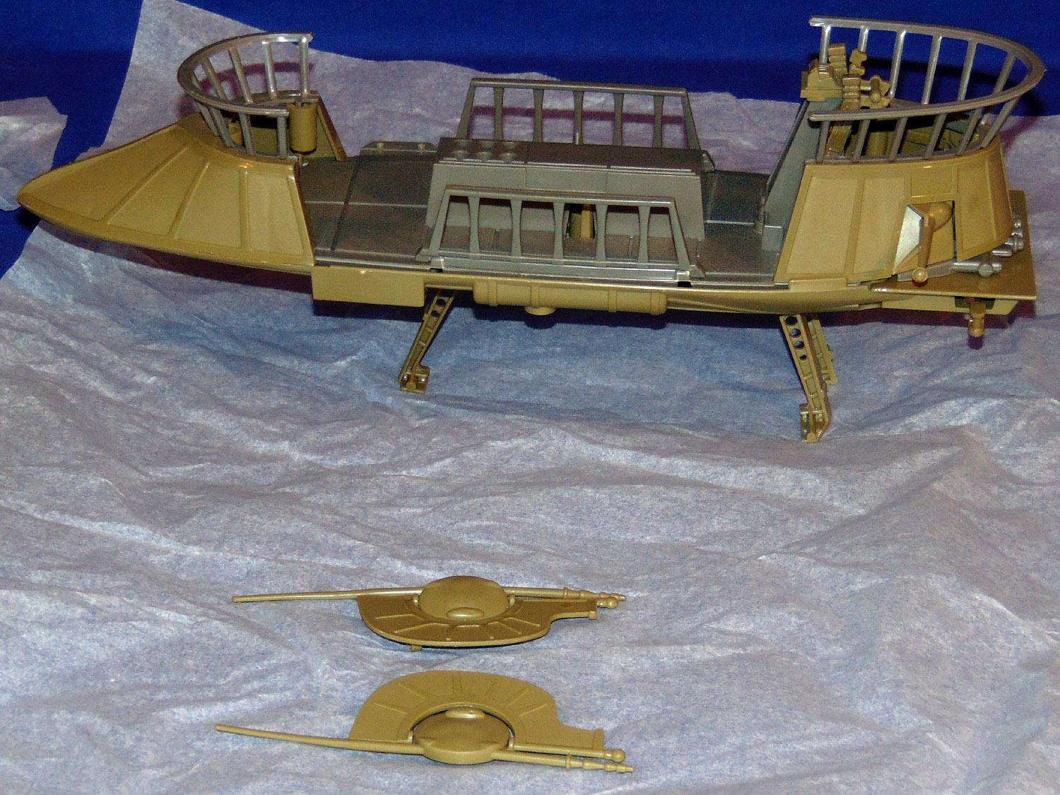 Undersized and Flimsy - 03a.jpg