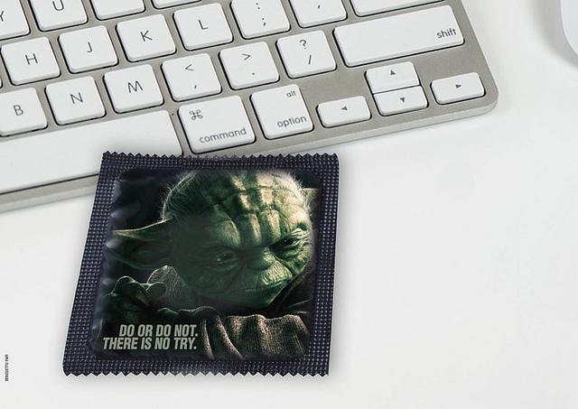 yoda-condom-design-550x389-thumb-600x424-14709.jpg