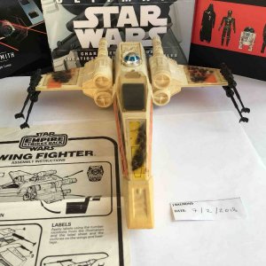 Battle-Damaged X-Wing (white Palitoy) - complete.jpg