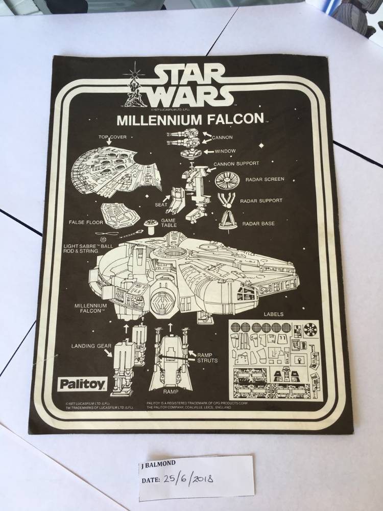 Millennium Falcon instructions 001.jpg Star Wars Forum