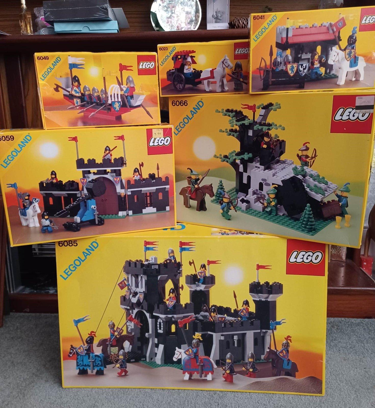 Old castle lego.jpg