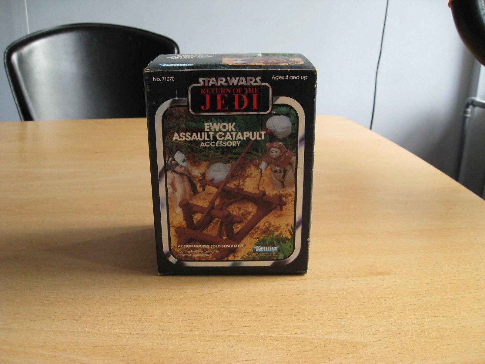 sw_Ewok_Assault_Catapult_rotj_Kenner 001.jpg
